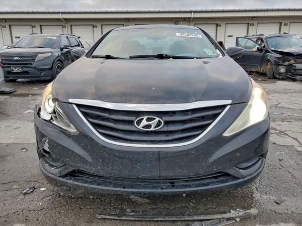 2013 HYUNDAI SONATA GLS/ GLS Popular