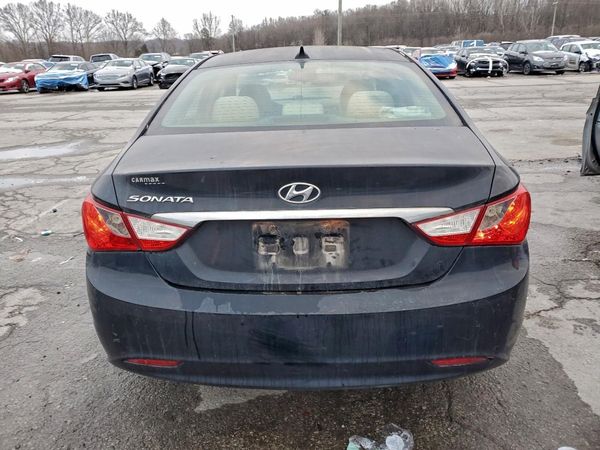 2013 HYUNDAI SONATA GLS/ GLS Popular