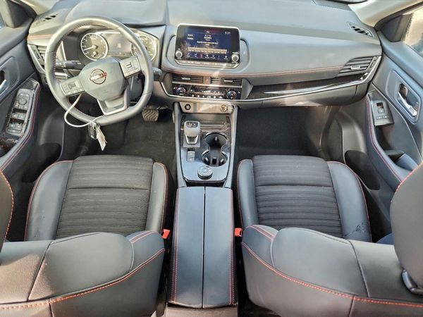 2025 NISSAN ROGUE SV