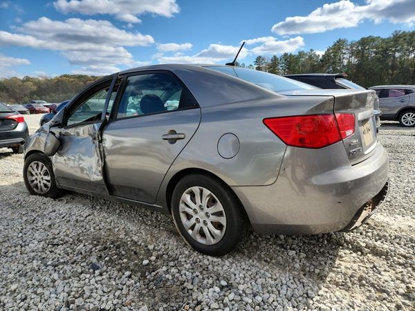 2013 KIA FORTE