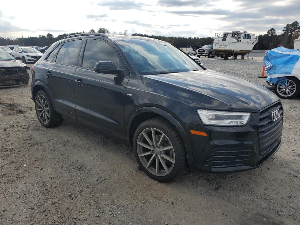 2017 AUDI Q3 quattro Prestige