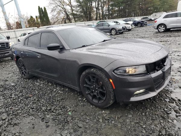 2017 DODGE CHARGER SXT