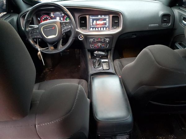 2017 DODGE CHARGER SXT