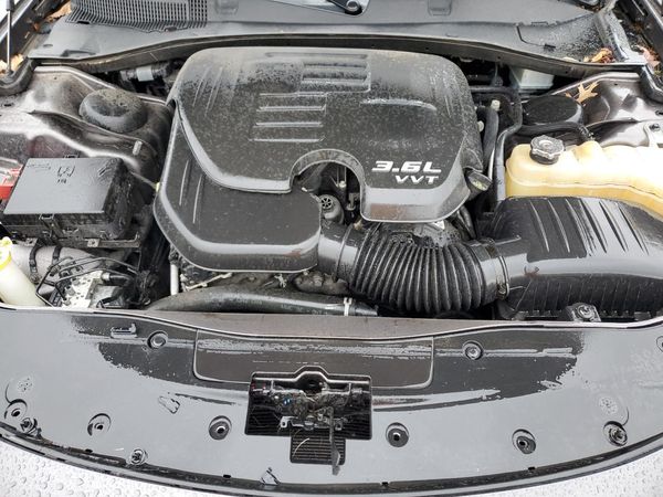 2017 DODGE CHARGER SXT