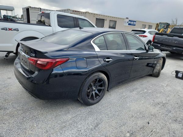 2018 INFINITI Q50