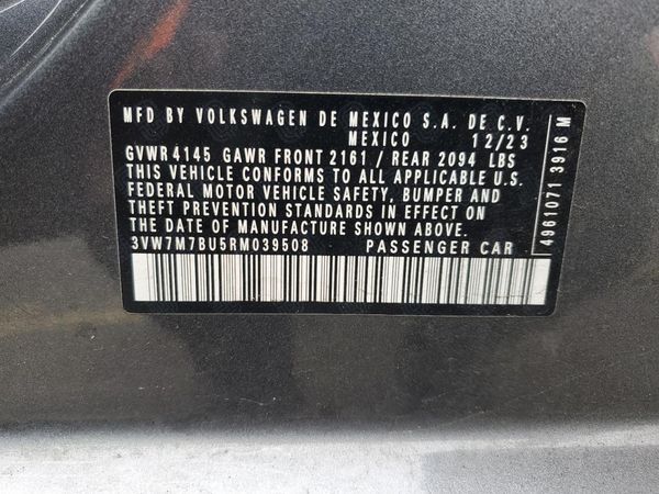 2024 VOLKSWAGEN JETTA SE, SE (AQ301 Trans)
