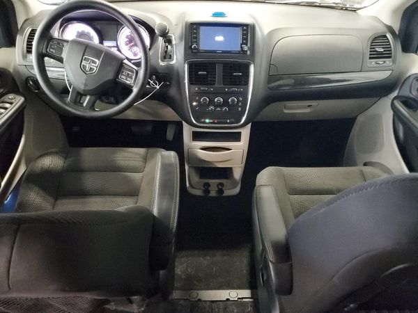 2020 DODGE GRAND CARAVAN SE