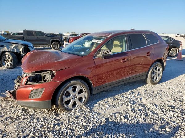 2013 VOLVO XC60