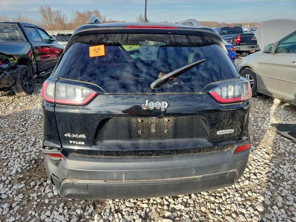 2019 JEEP CHEROKEE LATITUDE PLUS 4X4