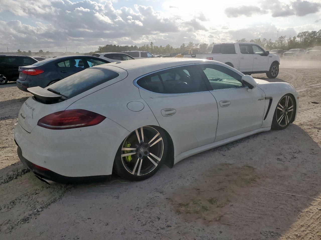 2014 PORSCHE PANAMERA S Hybrid