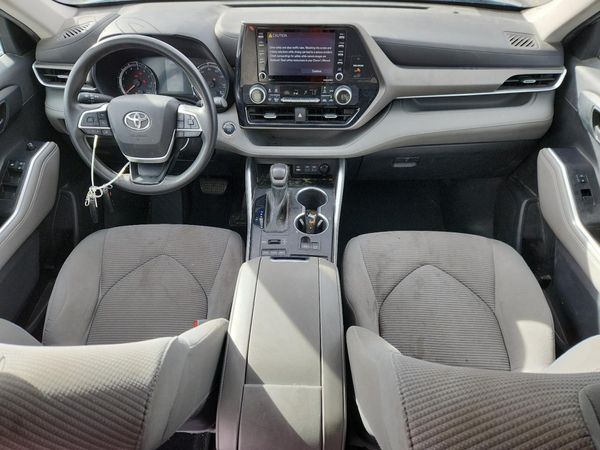 2022 TOYOTA HIGHLANDER L