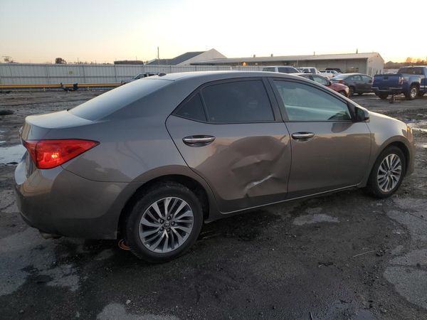 2018 TOYOTA COROLLA
