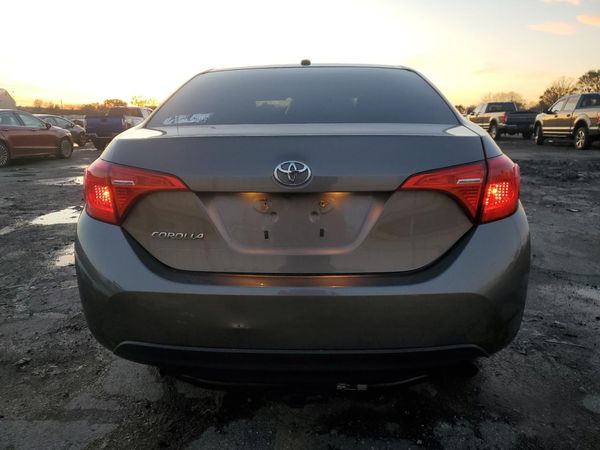 2018 TOYOTA COROLLA