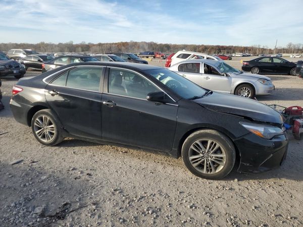 2017 TOYOTA CAMRY