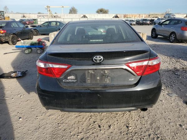2017 TOYOTA CAMRY