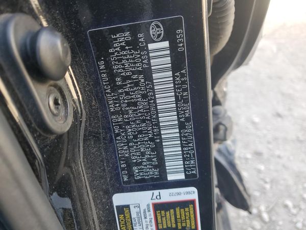 2017 TOYOTA CAMRY