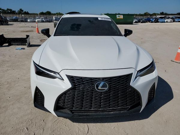2025 LEXUS IS