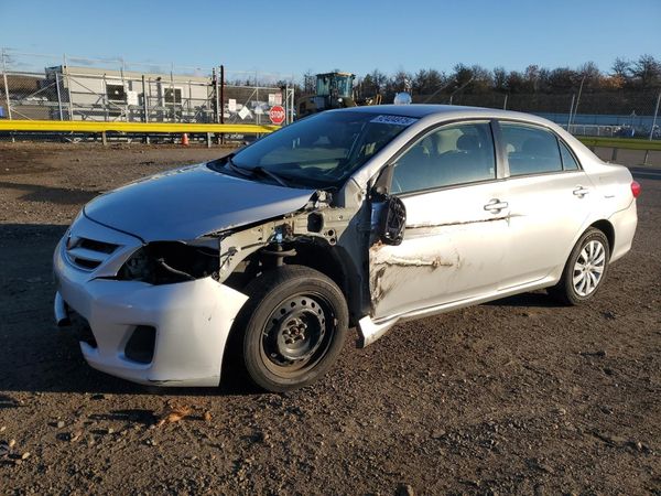 2012 TOYOTA COROLLA