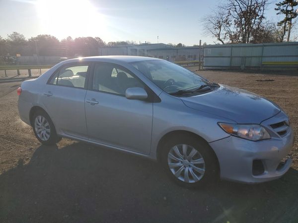 2012 TOYOTA COROLLA