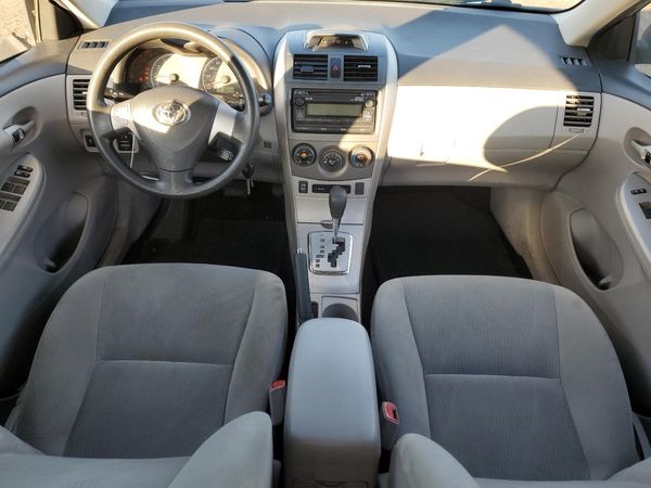 2012 TOYOTA COROLLA
