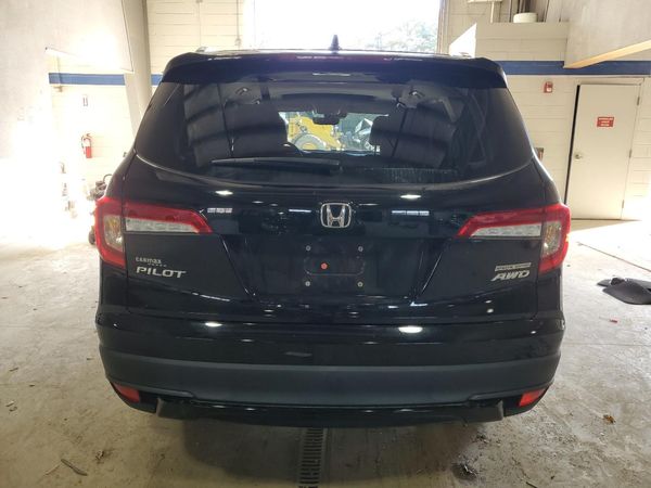 2022 HONDA PILOT SE