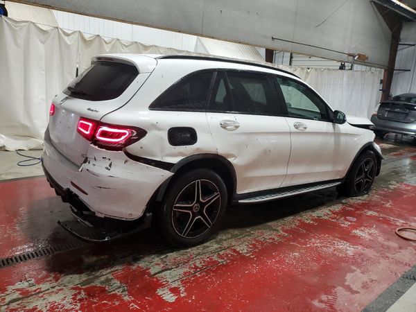 2021 MERCEDES-BENZ GLC