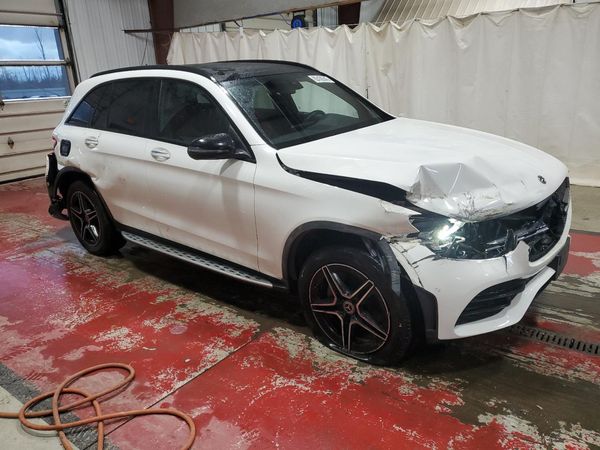2021 MERCEDES-BENZ GLC