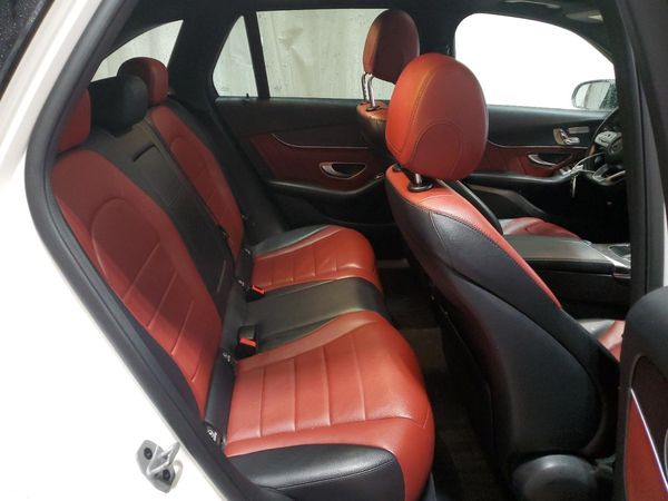2021 MERCEDES-BENZ GLC