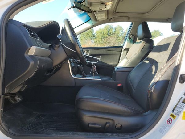 2016 TOYOTA CAMRY — DENT