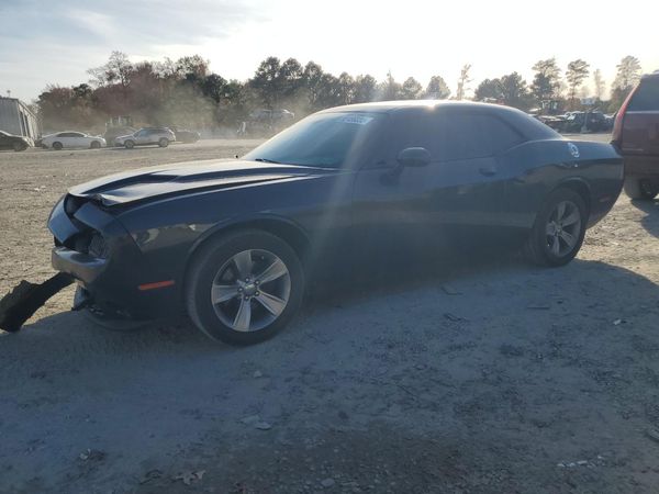 2017 DODGE CHALLENGER SXT