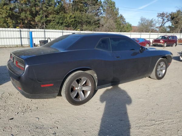 2017 DODGE CHALLENGER SXT