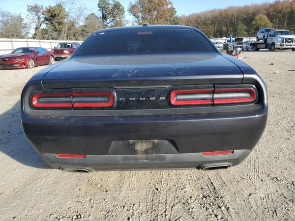 2017 DODGE CHALLENGER SXT