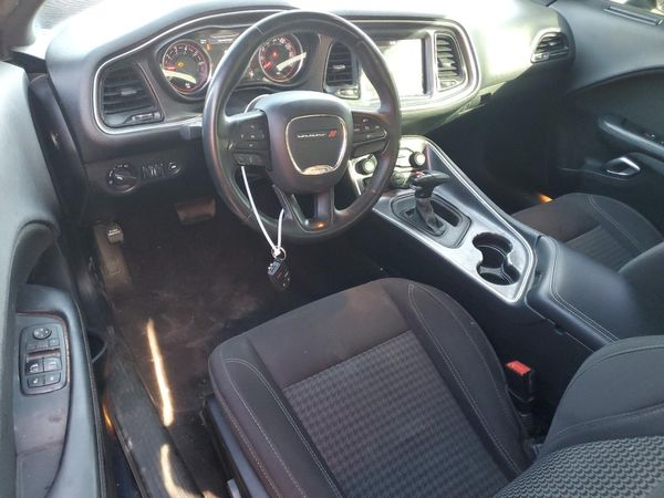 2017 DODGE CHALLENGER SXT