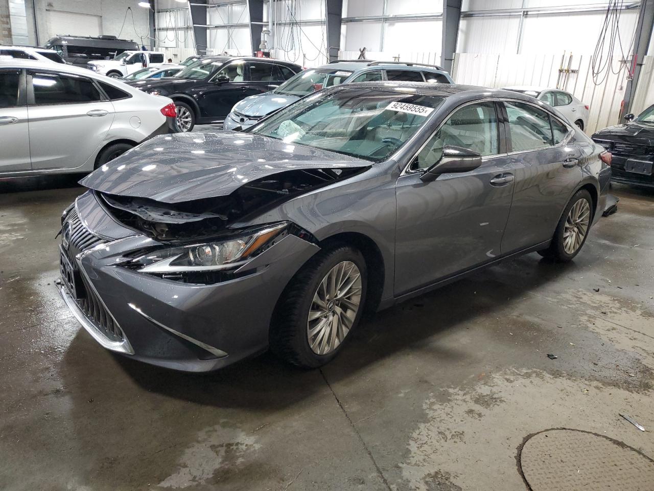 2020 LEXUS ES