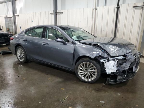 2020 LEXUS ES