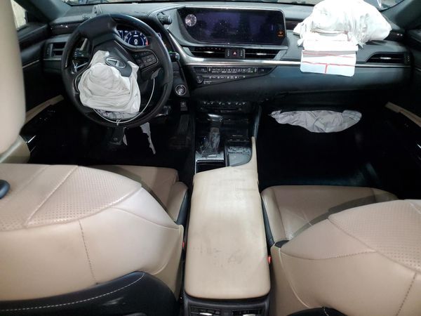 2020 LEXUS ES