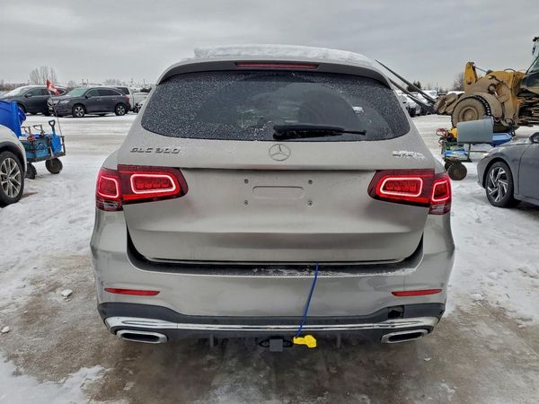 2021 MERCEDES-BENZ GLC