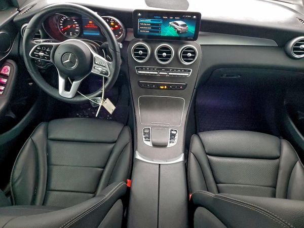 2021 MERCEDES-BENZ GLC