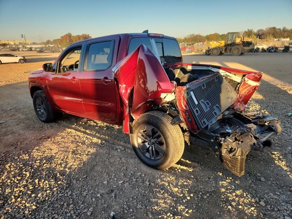 2025 NISSAN FRONTIER