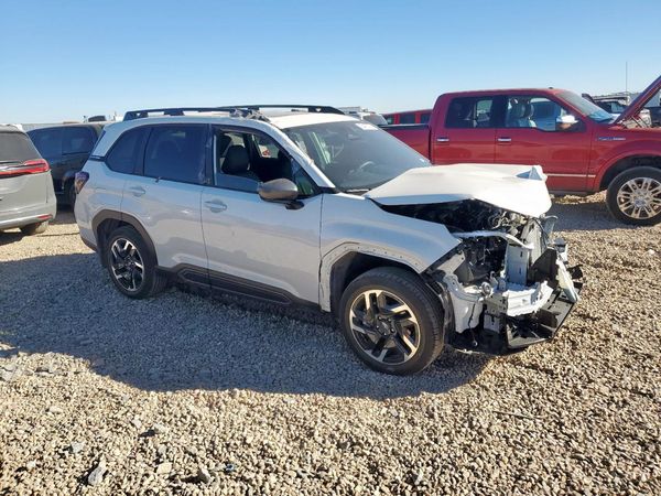 2025 SUBARU FORESTER
