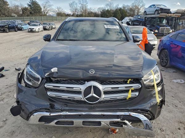 2020 MERCEDES-BENZ GLC GLC300