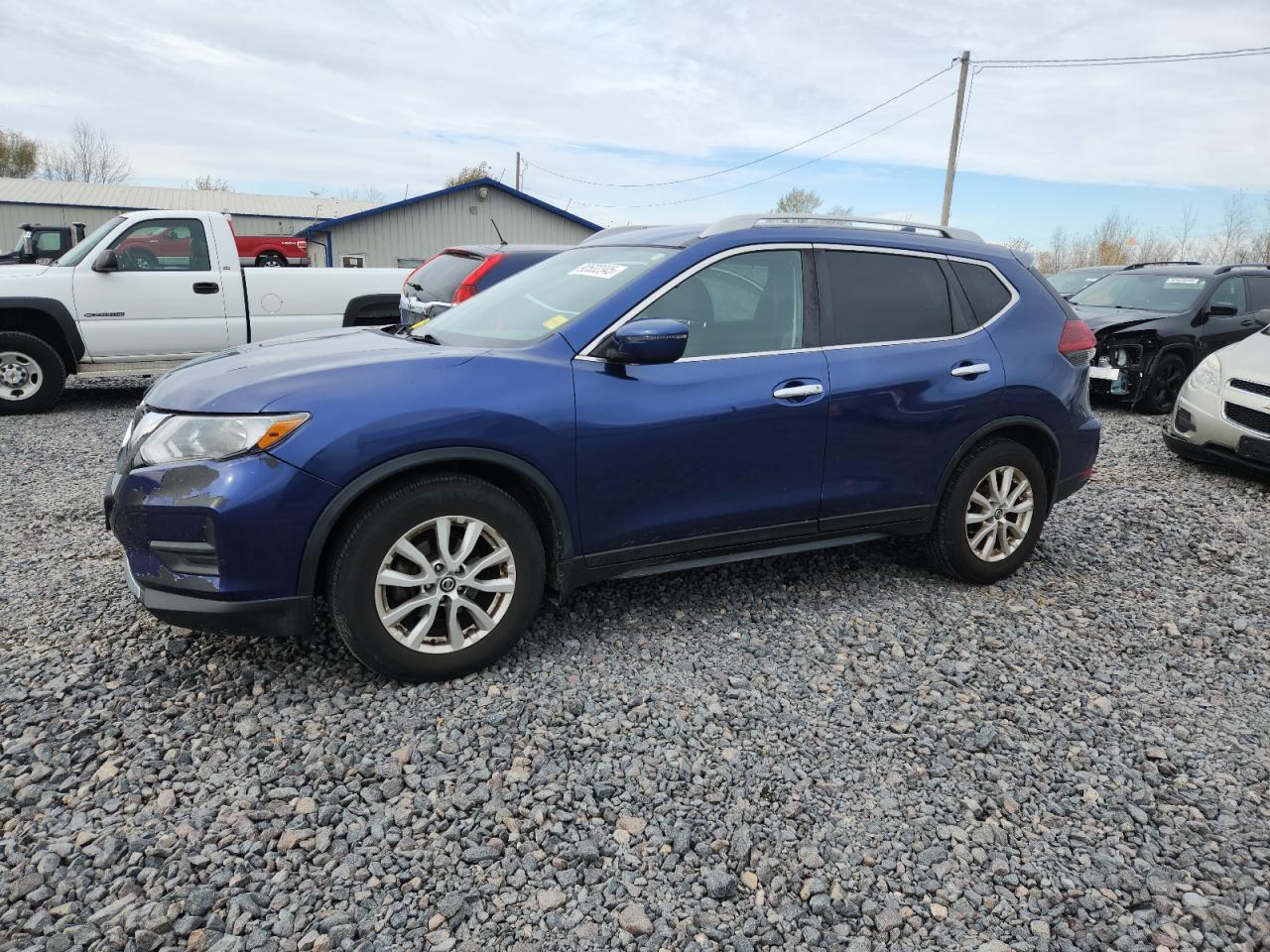 2019 NISSAN ROGUE — Front 3/4