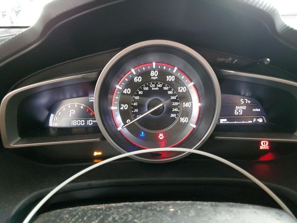 2014 MAZDA 3