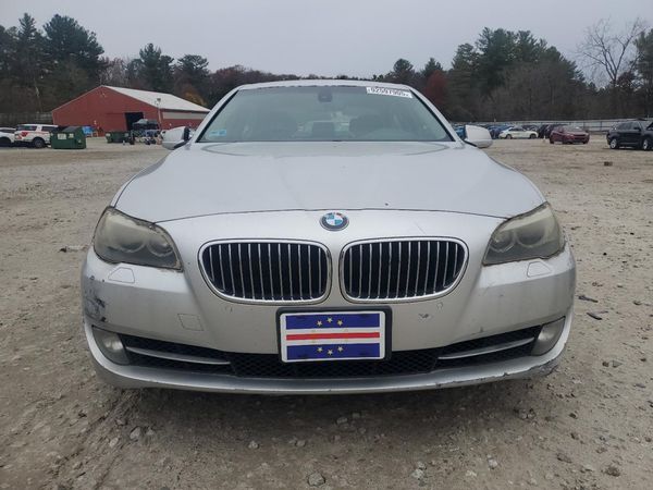 2012 BMW 528