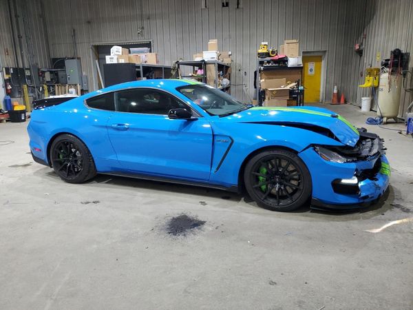 2017 FORD MUSTANG