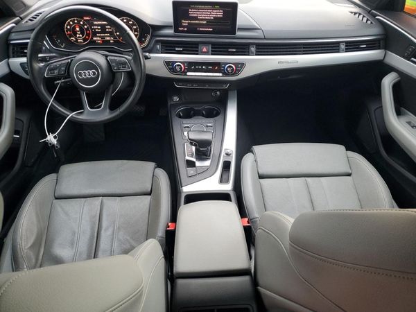 2017 AUDI A4 quattro Prestige