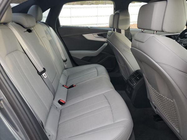 2017 AUDI A4 quattro Prestige