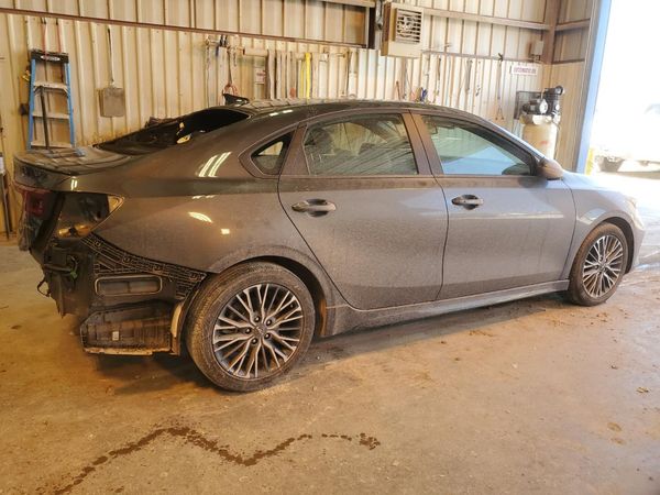 2024 KIA FORTE