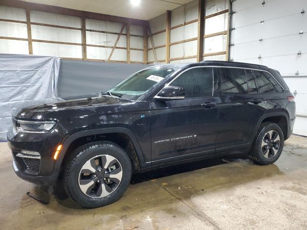 2024 JEEP GRAND CHEROKEE LIMITED 4XE — Front 3/4