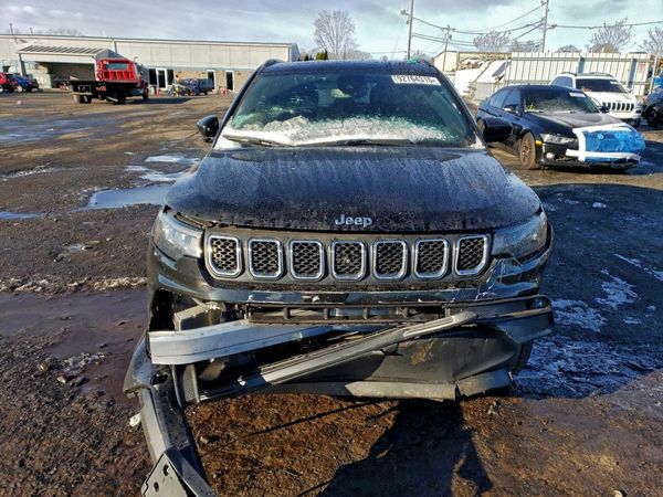 2023 JEEP COMPASS LATITUDE 4X4